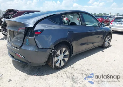 2023 Tesla Model Y Awd/Long Range Dual Motor All-Wheel Drive from USA, damaged, VIN 7SAYGDEEXPF619228